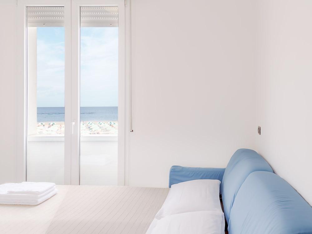 Sun Beach Residence Rimini Exterior photo